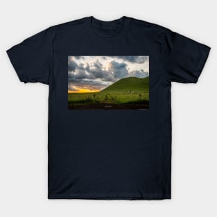 Sunset at Mount Elephant, Derrinalum, Victoria, Australia. T-Shirt